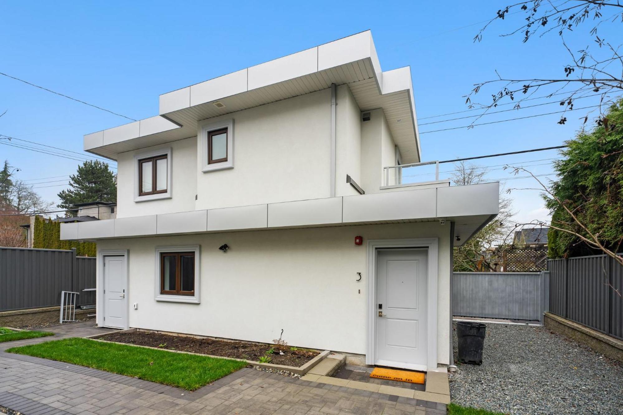 Brand New 2 Bedroom Point Grey Getaway Ванкувър Екстериор снимка